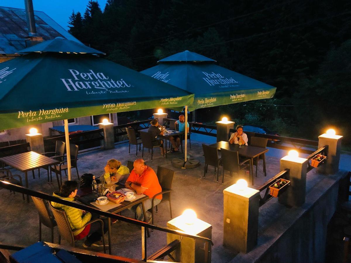 Pensiune & Restaurant Kalinder Buşteni Екстериор снимка